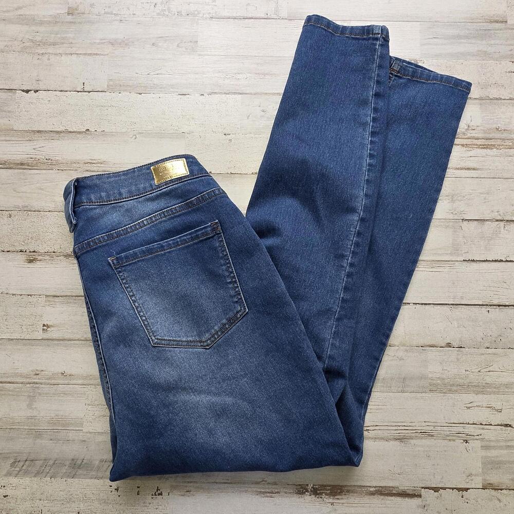 Jones New York Signature Jeans Women’s 8 Stretch Blue Denim Comfort
